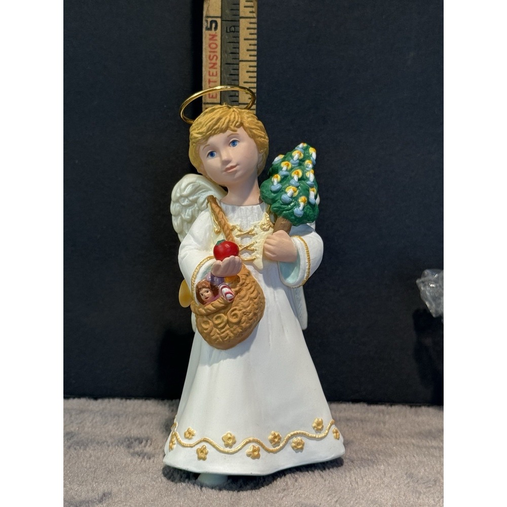 1996 Hallmark Angel Keepsake Christmas Ornament Christkindl Visitors‎ Collection - Picture 7 of 12